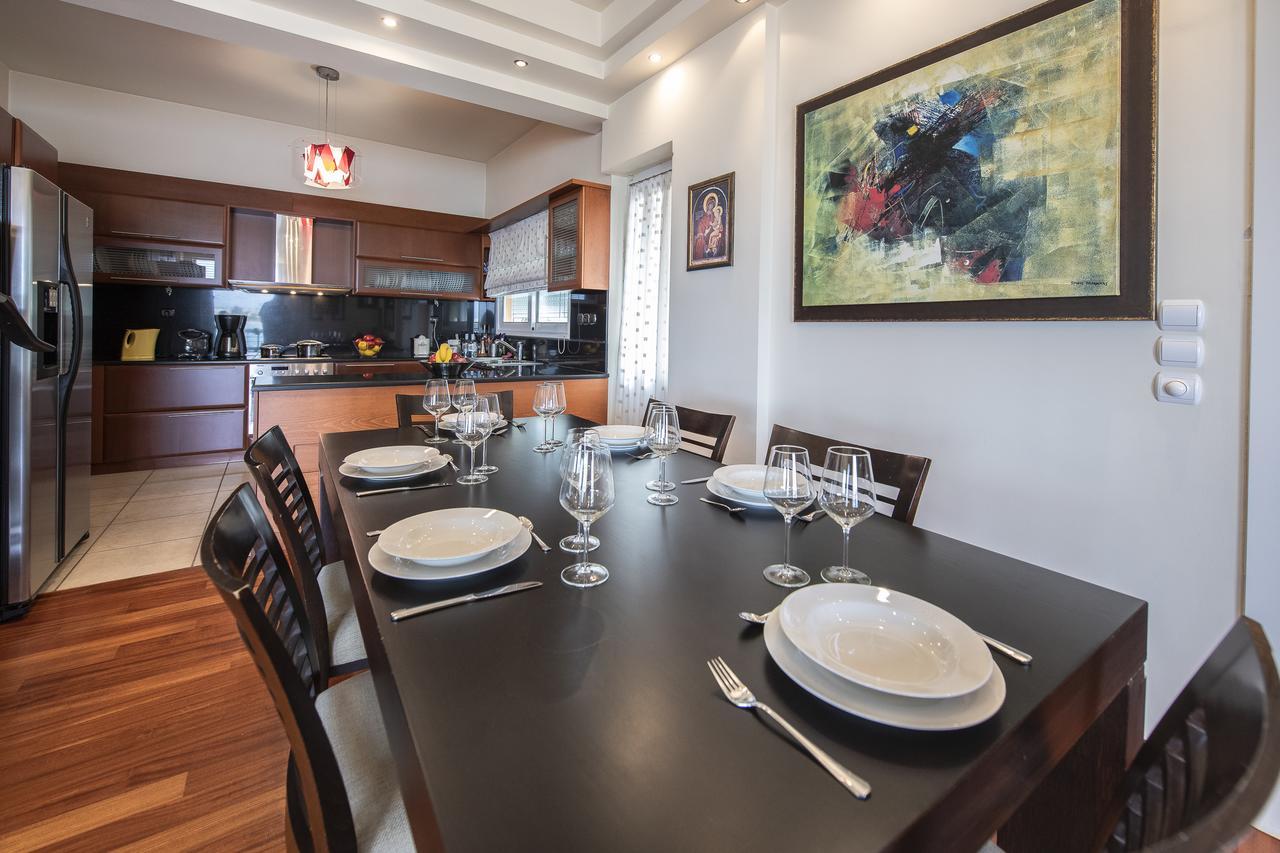 Artemis Majestic Apartment ภายนอก รูปภาพ