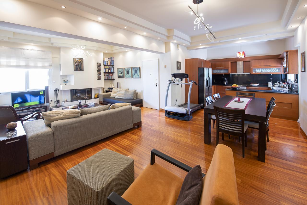 Artemis Majestic Apartment ภายนอก รูปภาพ