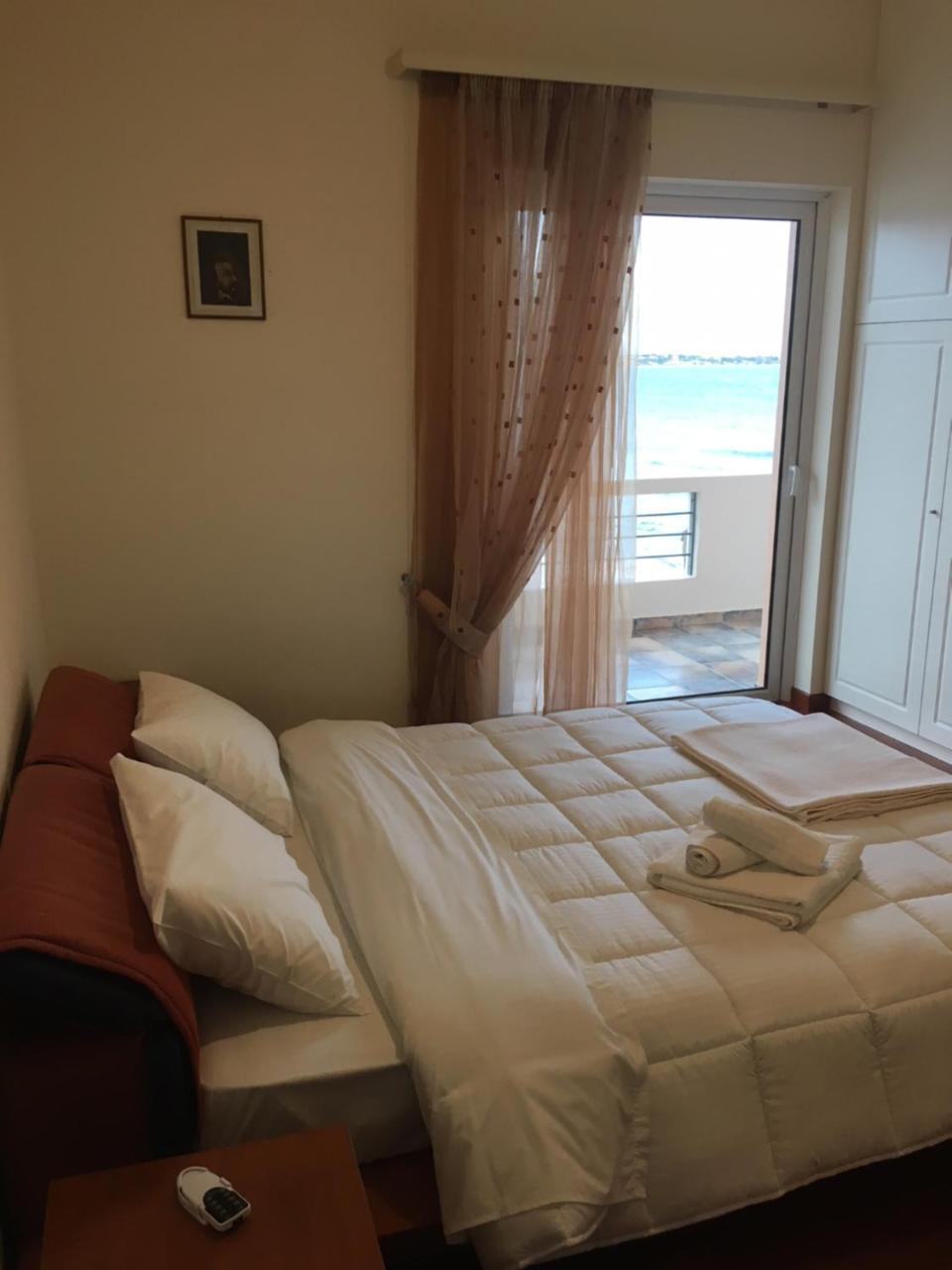 Artemis Majestic Apartment ภายนอก รูปภาพ